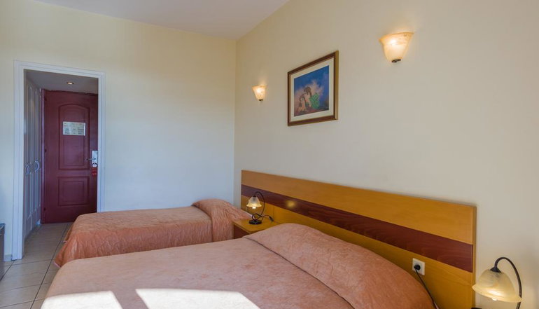 Hellinis Hotel